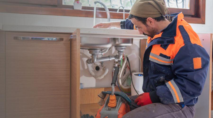 Local expert plumbing services in Bates, OR